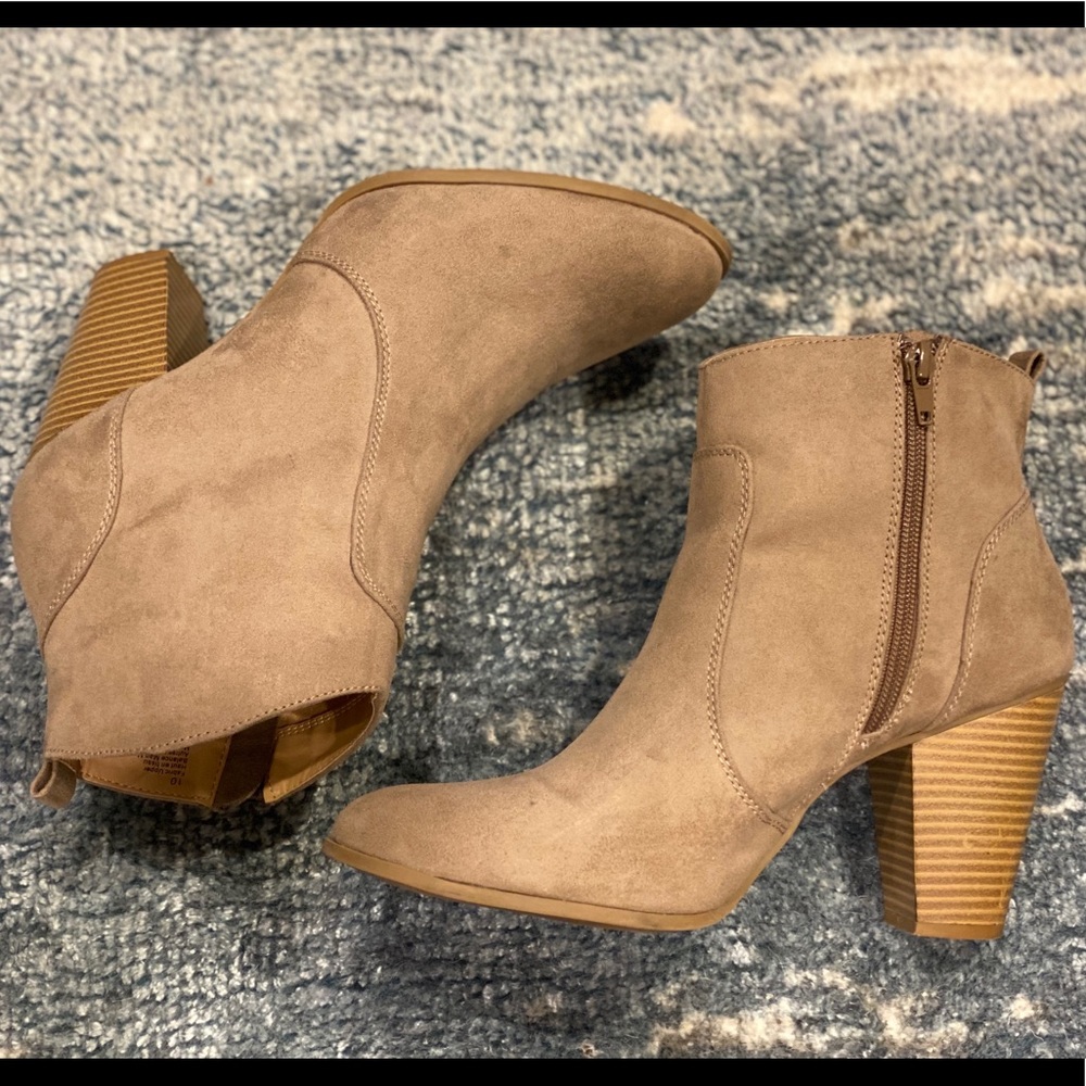 Express Tan Suade Booties
